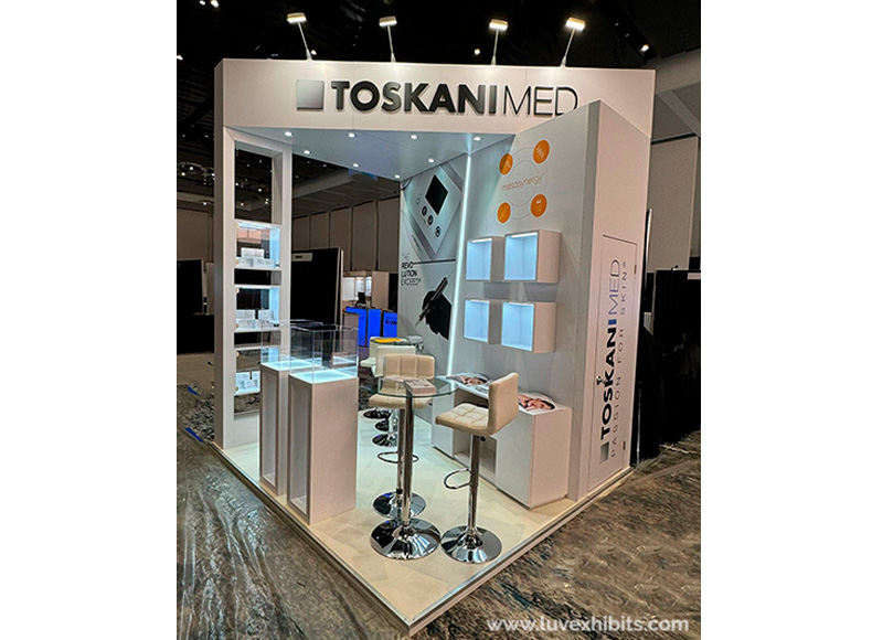 Stand-ToskaniMed-AMWC-Miami2024-3